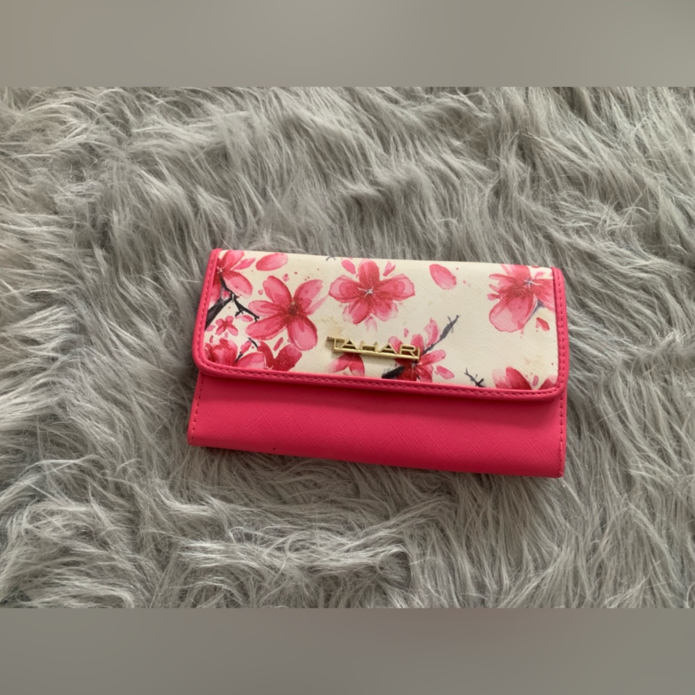 Tahari Large wallet white and pink flowers